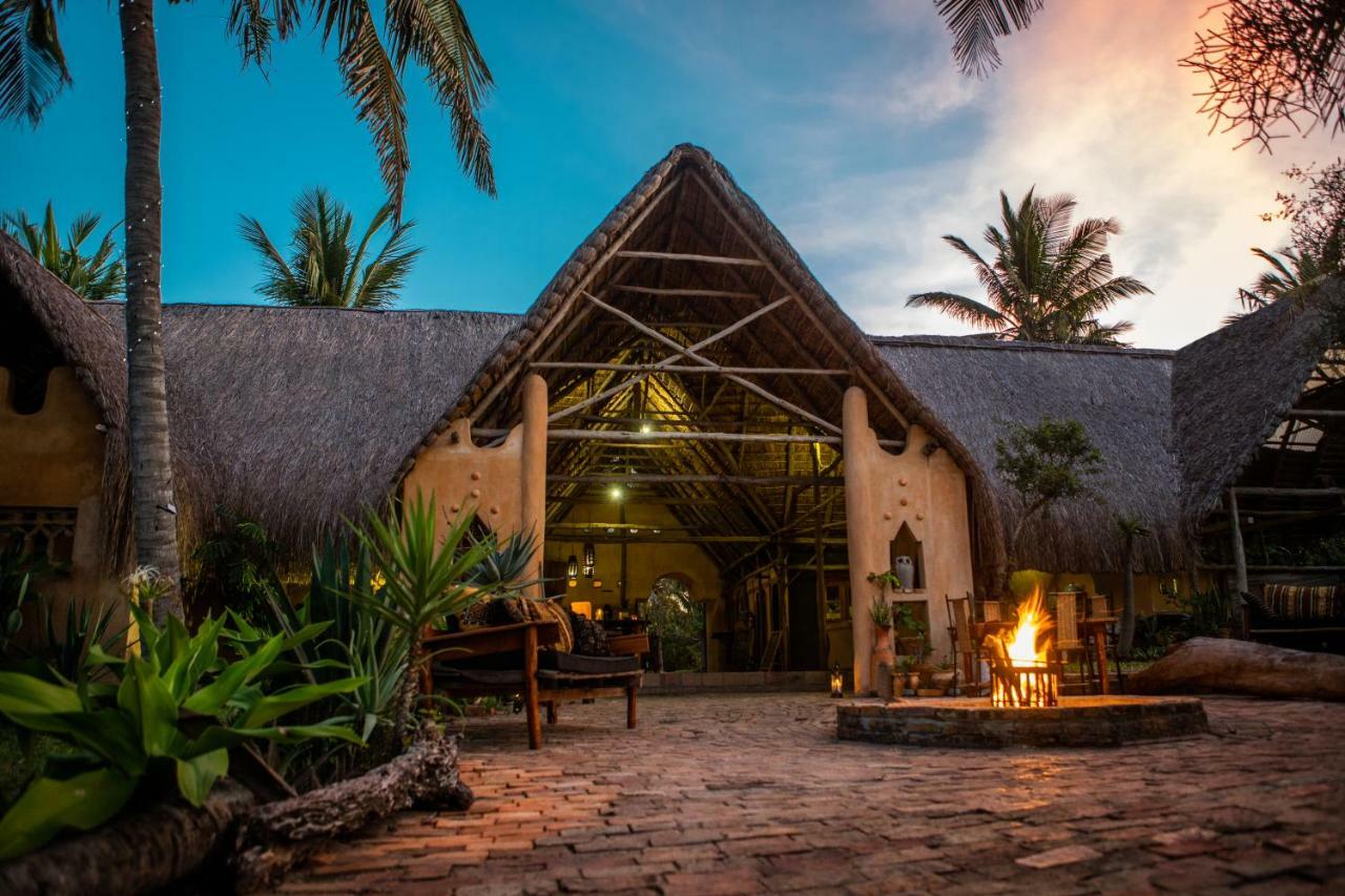 Turtle Cove Lodge And Yoga Shala Praia do Praia do Tofo Zewnętrze zdjęcie