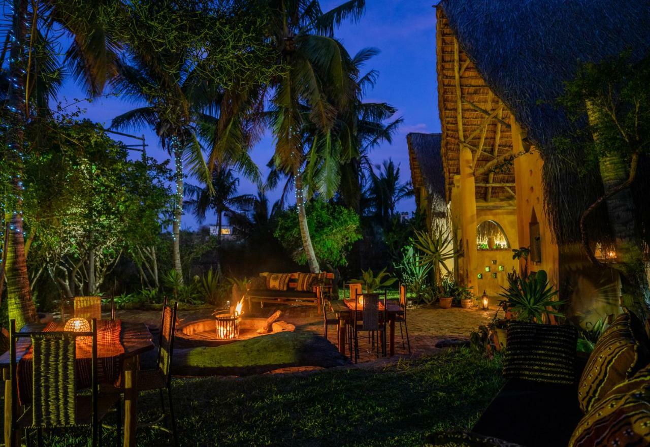 Turtle Cove Lodge And Yoga Shala Praia do Praia do Tofo Zewnętrze zdjęcie